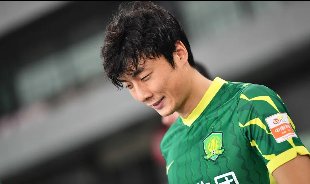 关于赛前北京国安调整名单以备西甲，外线爆发环节打磨，气氛紧张，年轻球员得到机会的信息